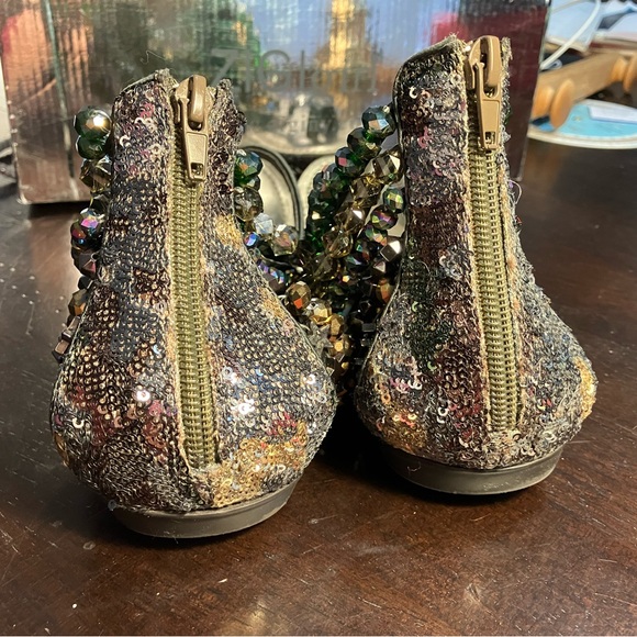 ZIGI Girl Multicolor Beaded Sandals with Rhinestone Accents - Picture 4 of 7